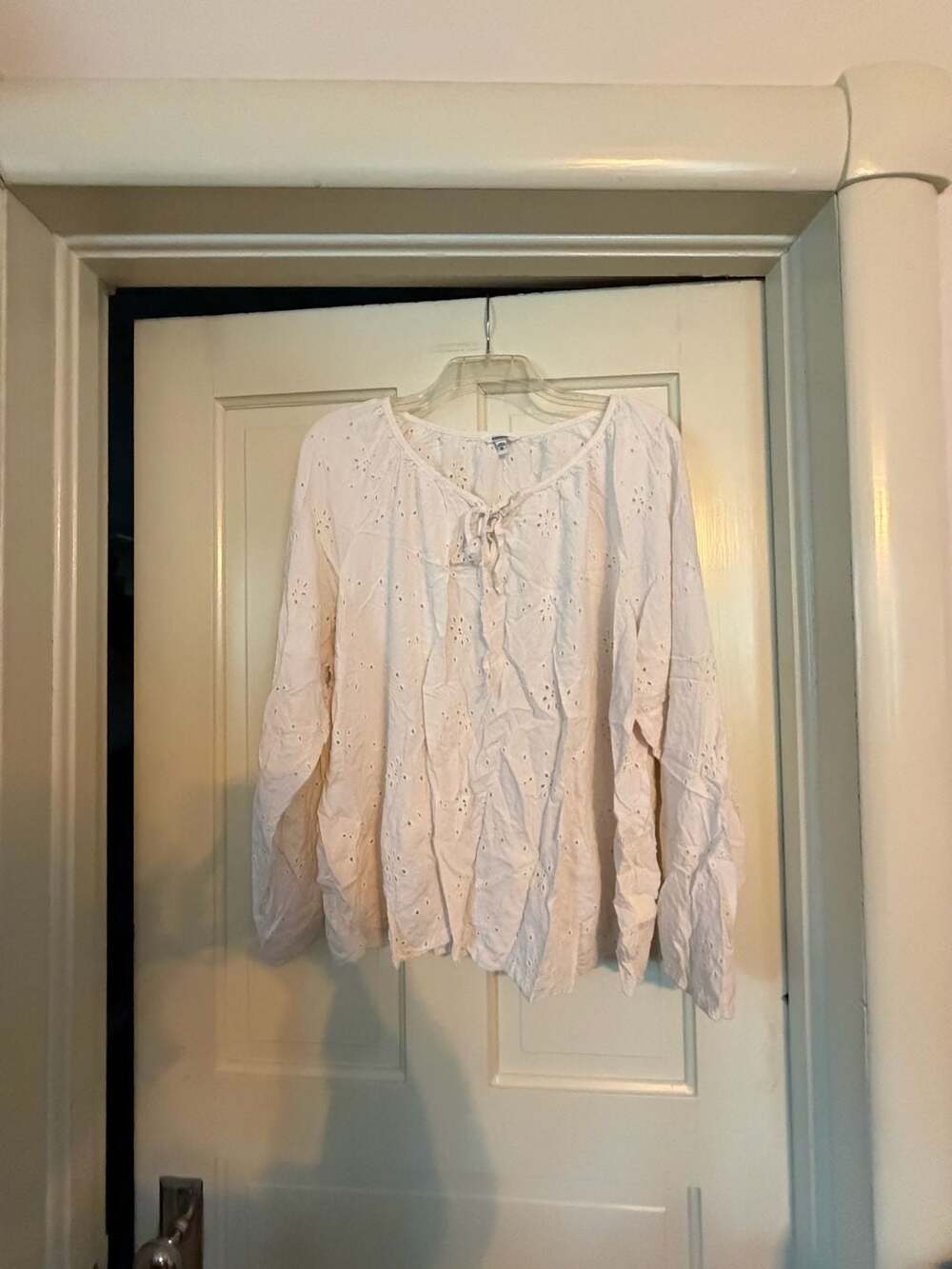 Sonoma Goods For Life White Eyelet Tie Front Long Sleeve Blouse XL
